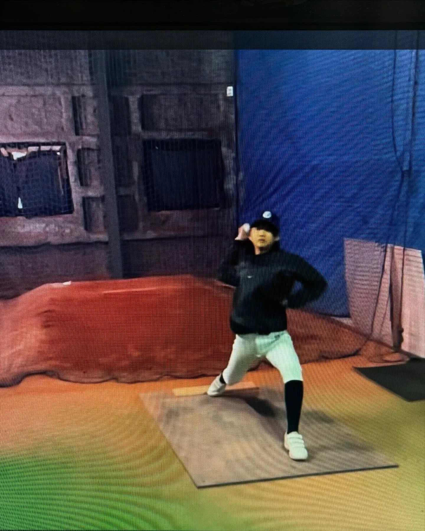 春休みを利用して新学期から六年生になる里依子ちゃんがラプソー...