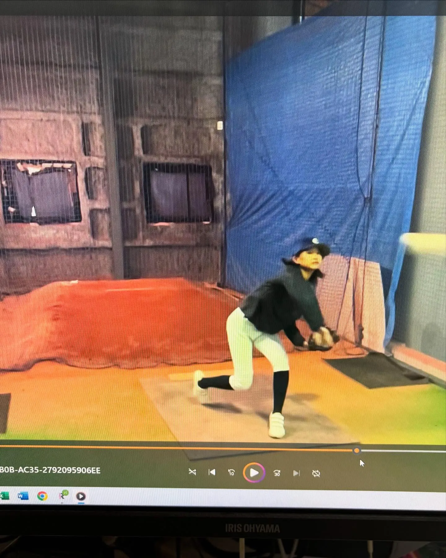 春休みを利用して新学期から六年生になる里依子ちゃんがラプソー...