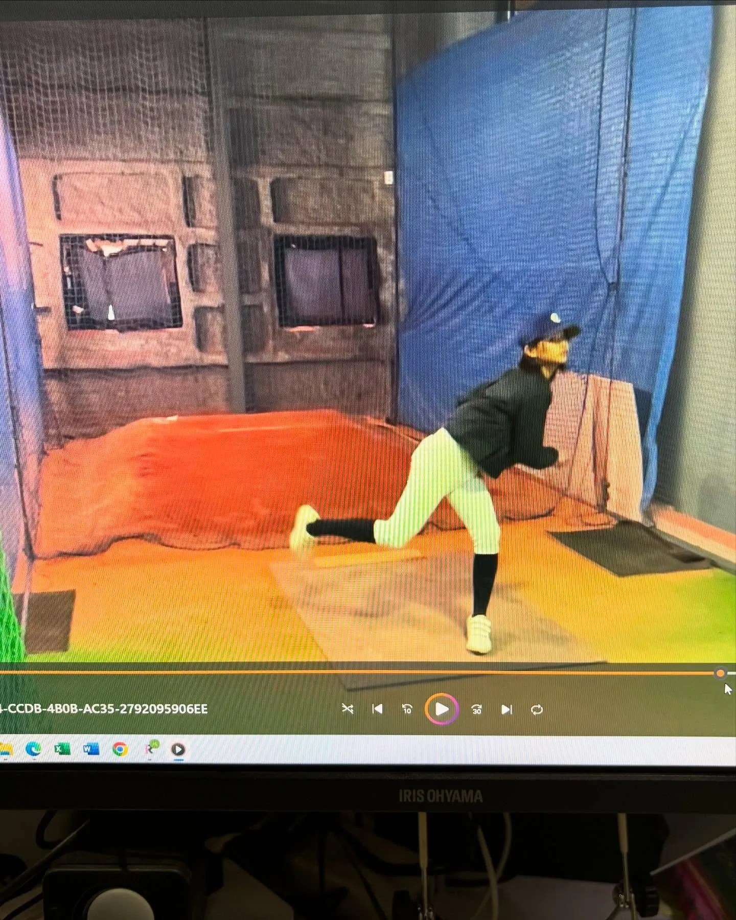 春休みを利用して新学期から六年生になる里依子ちゃんがラプソー...