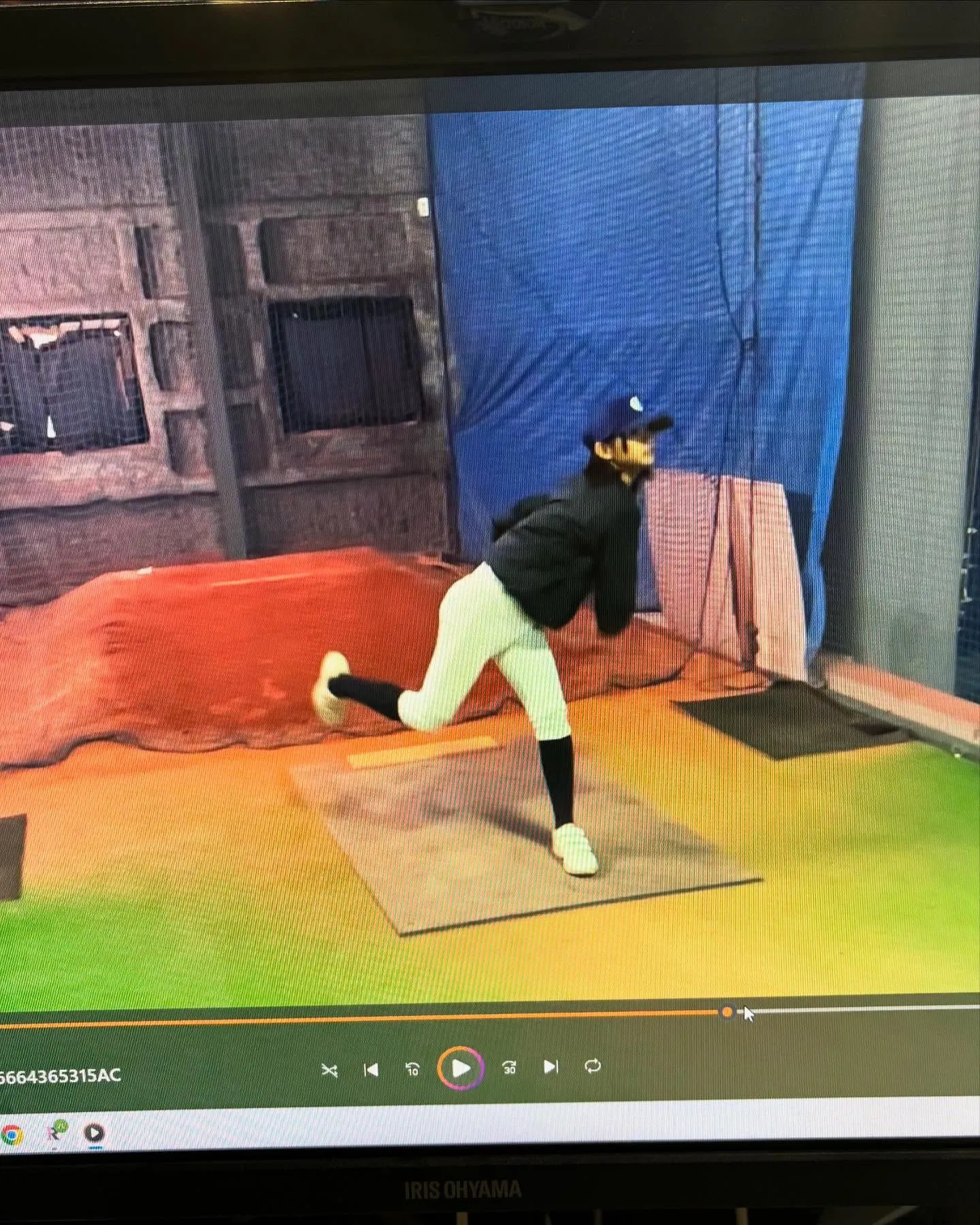 春休みを利用して新学期から六年生になる里依子ちゃんがラプソー...