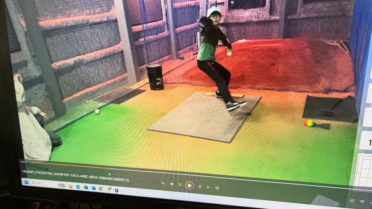 富山県射水市から新六年生の蓮斗君がラプソードピッチ測定の為